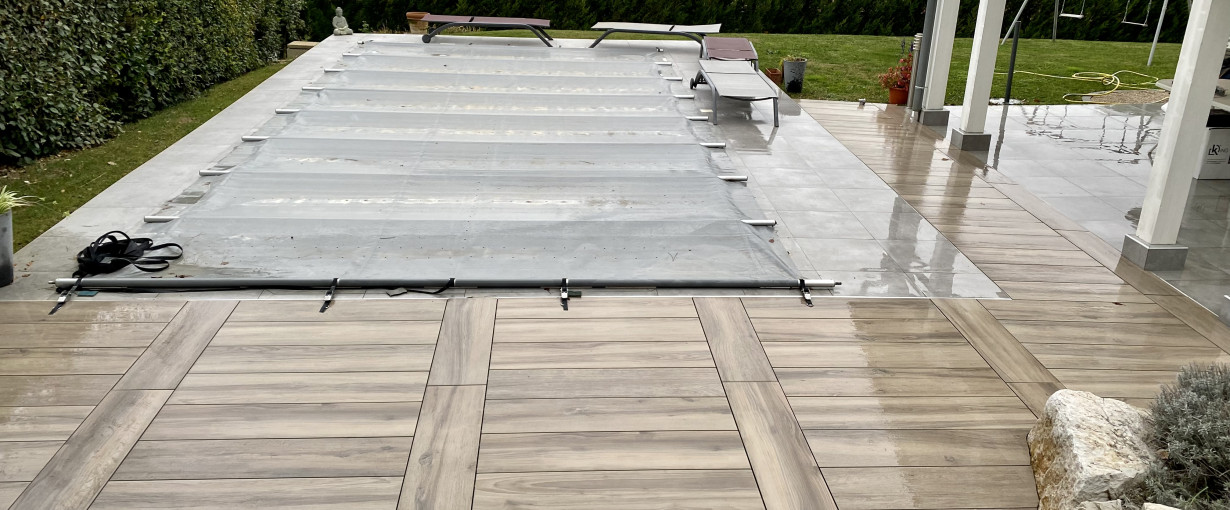 Terrasse sur plot -  Mogneneins - 4 Angles